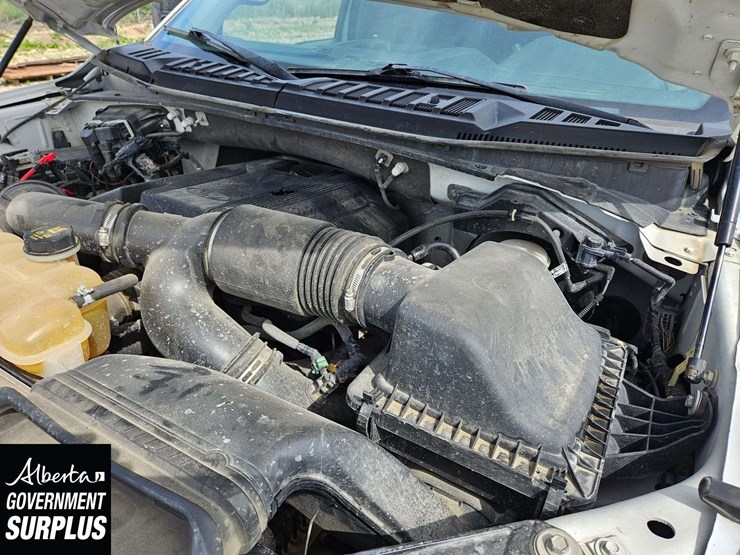 2017-ford-f150-image-39
