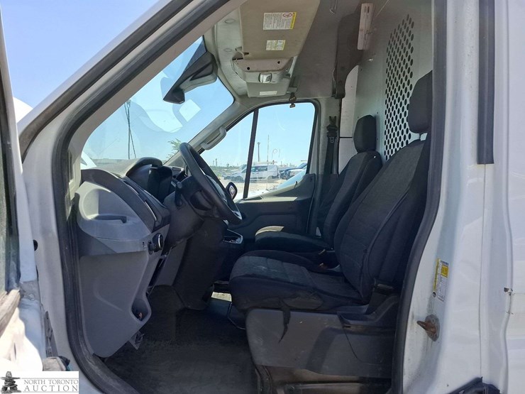 2019-ford-transit-image-10
