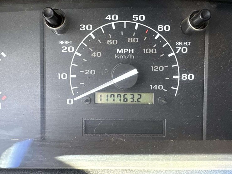 1993-ford-f150-xl-image-14