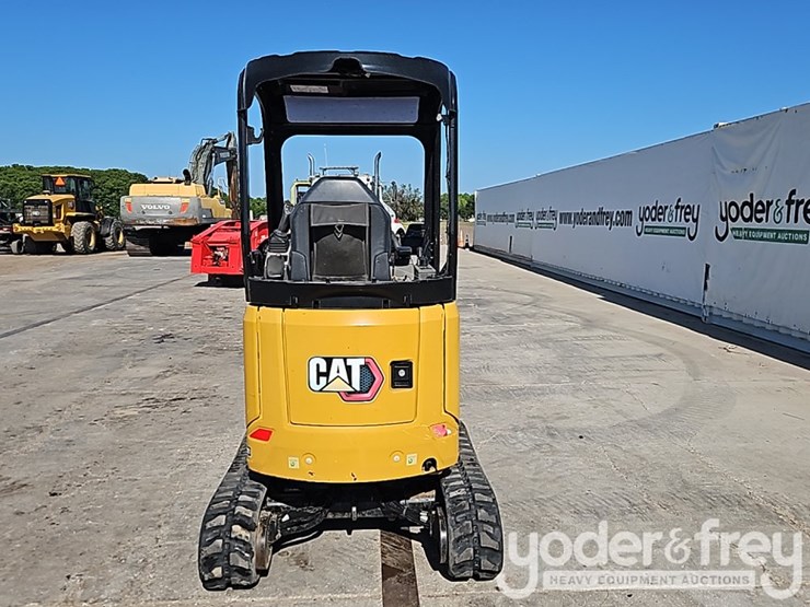 2023-caterpillar-301.7cr-image-24
