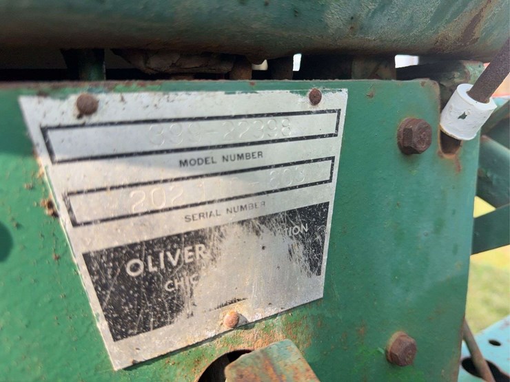 1950-oliver-1950-image-29