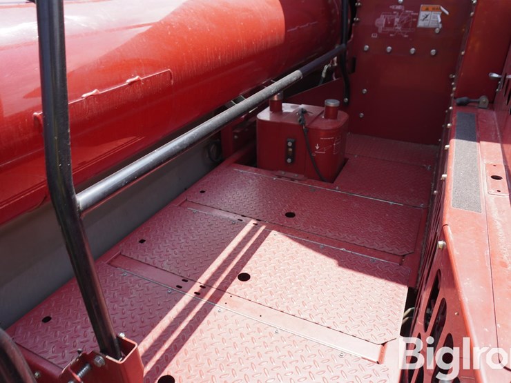 case-ih-6088-image-16