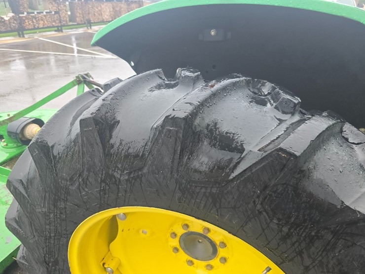 john-deere-5200-image-34