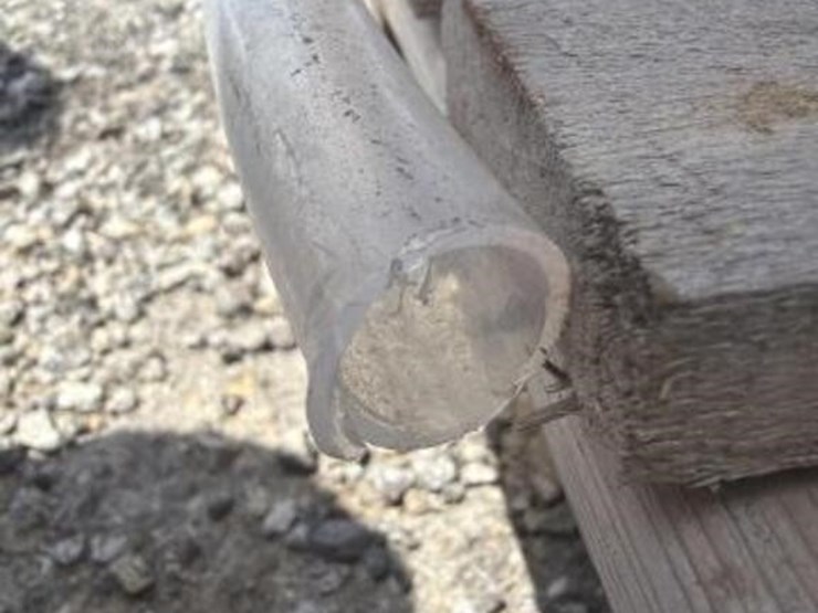 roll-of-plastic-tubing-image-3