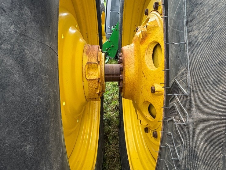 john-deere-8345r-image-39