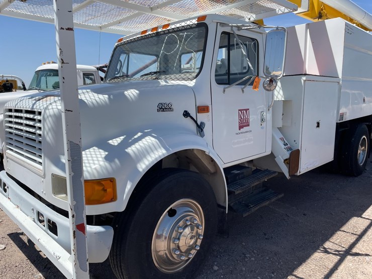 #2253-•-1998-isuzu-2-ton-cargo-truck-(has-nm-title)-(located-in-las-cruces)-image-22