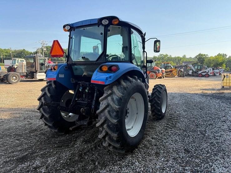 new-holland-t4.75-image-4