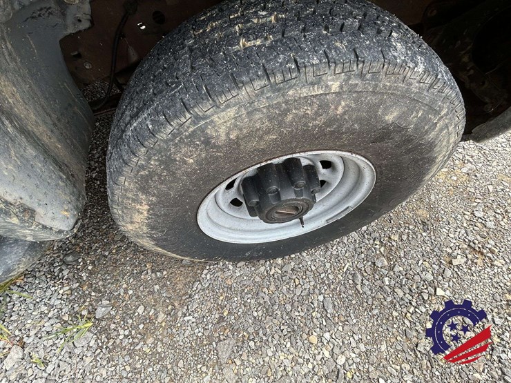 2000-ford-excursion-image-22
