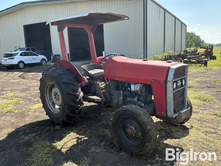1978-massey-ferguson-135-image-3