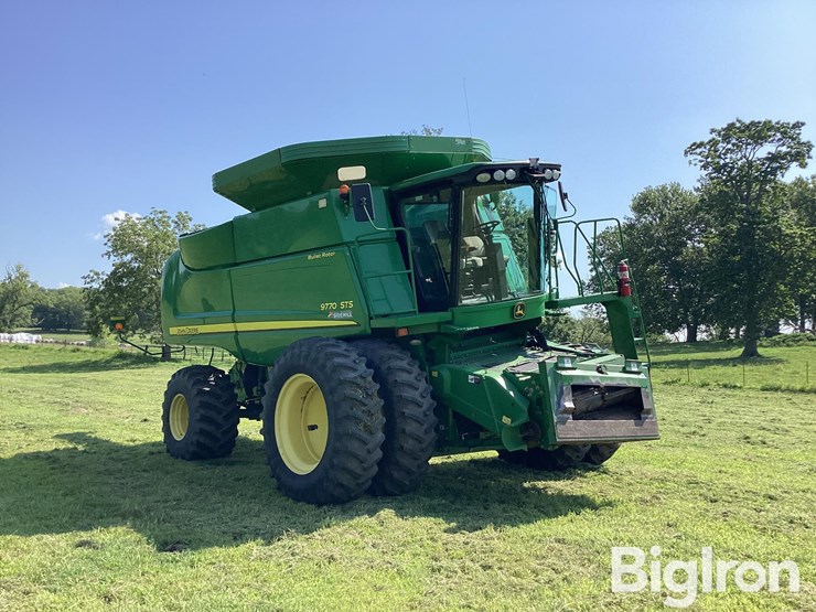 2010-john-deere-9770-sts-image-11