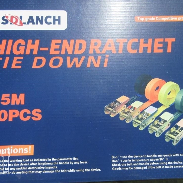 BOX OF HOOKLESS 3.5M RATCHET STRAPS