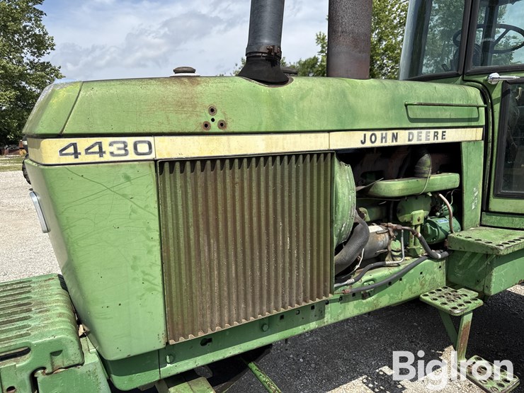john-deere-4430-image-12