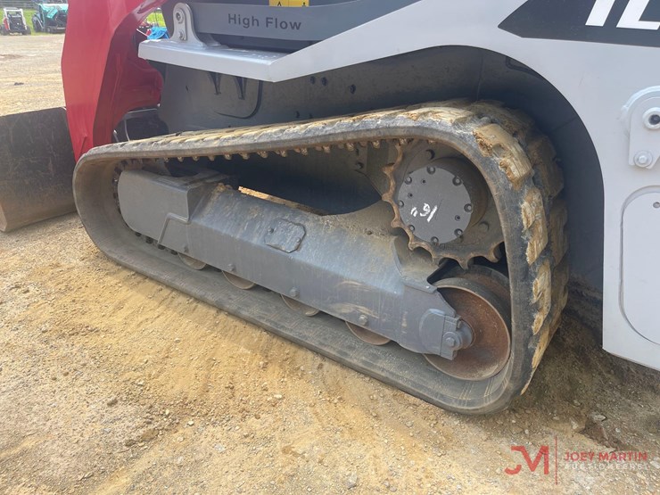 takeuchi-tl10v2-image-8