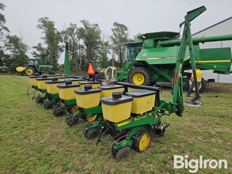 john-deere-7300-image-5