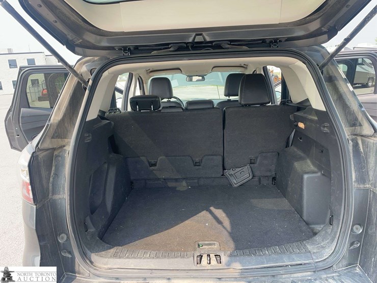 2017-ford-escape-se-image-20