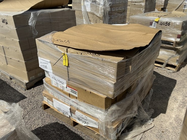 pallet-of-2-gang-switch-plates-image-1