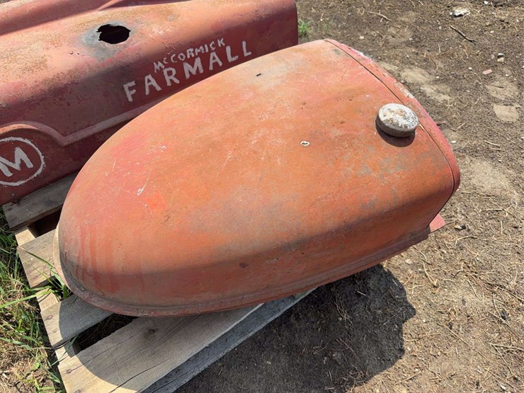 farmall-m-sheet-metal-image-2