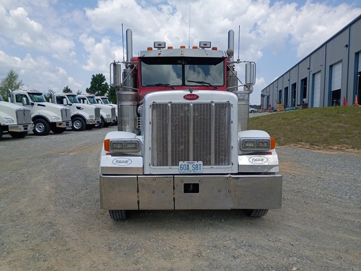 #21636-•-1997-peterbilt-379-semi-sleeper-truck-image-14