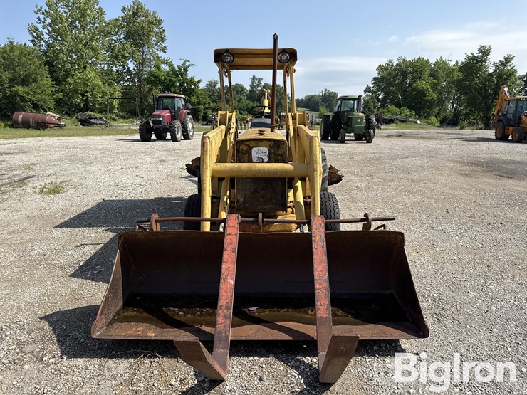 deere-410d-image-2