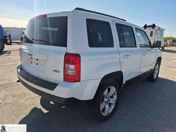 2015-jeep-patriot-image-5