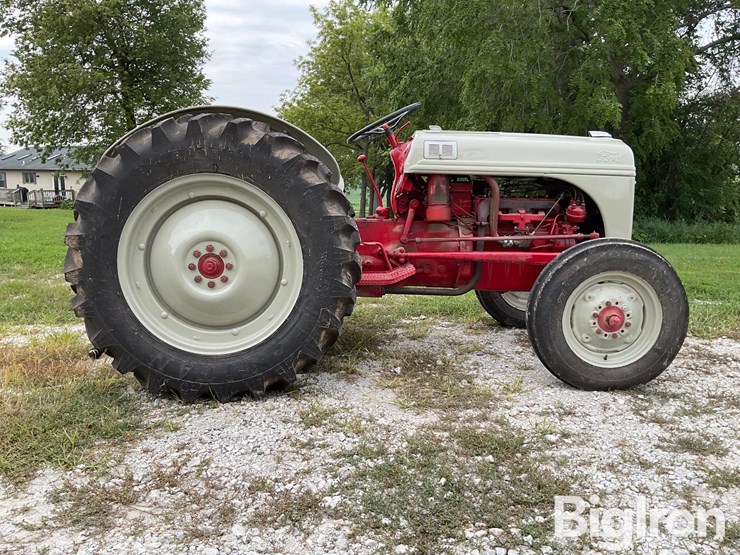ford-8n-image-4
