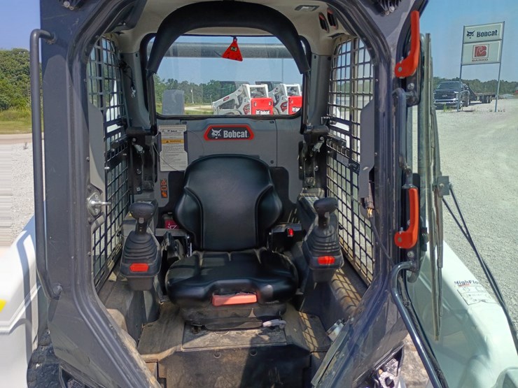 2023-bobcat-t76-image-27