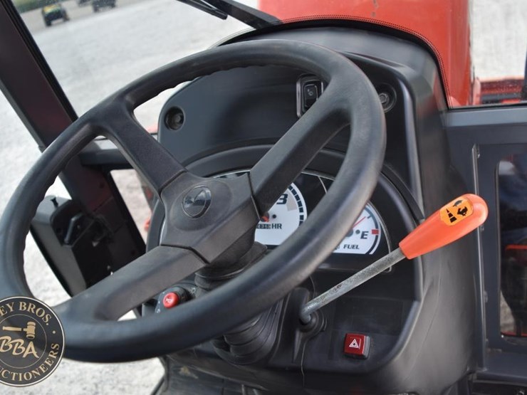 2013-kubota-b3000hsd-image-38