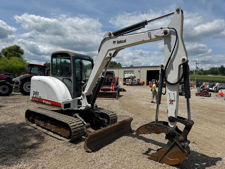 2006-bobcat-341g-image-8