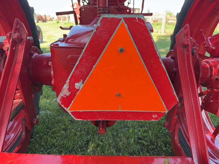 1937-farmall-f-12-image-30