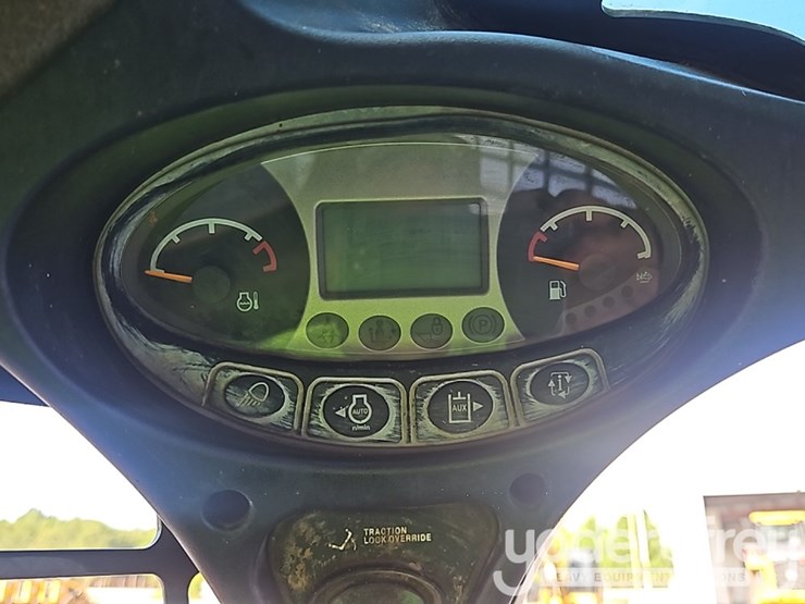 2019-bobcat-t590-image-23