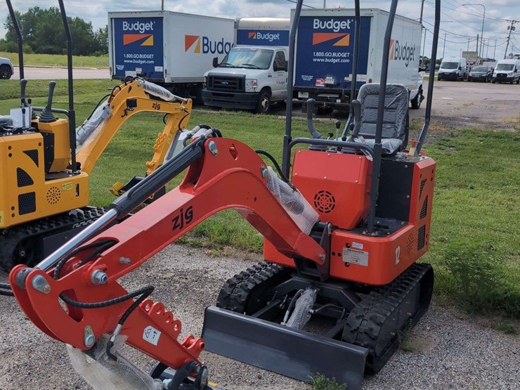 zjg-mini-excavator-zj-12-(red)-image-1