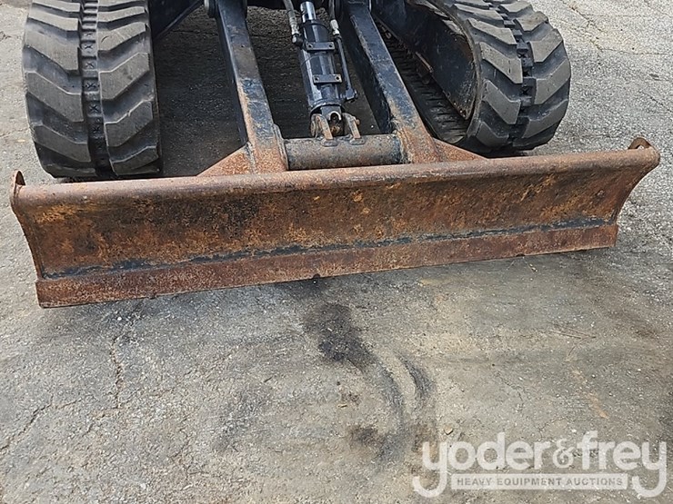 2020-kubota-kx71-3s-image-15