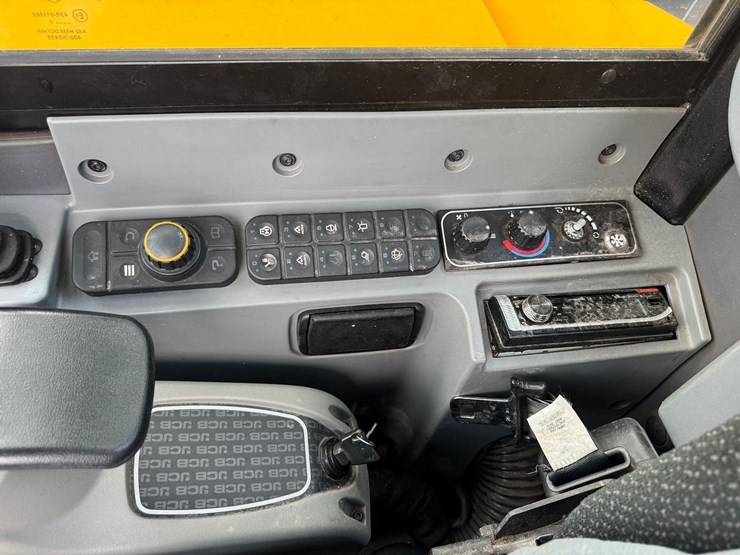 2022-jcb-55z-1-image-29