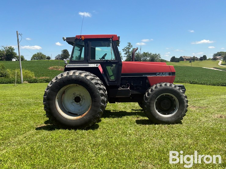1985-case-ih-3294-image-4