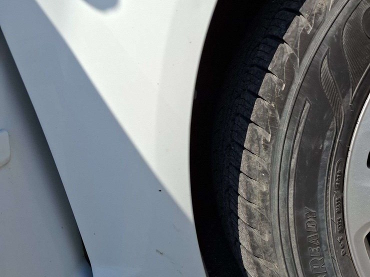 2014-dodge-grand-caravan-sxt-image-22