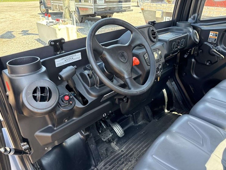 2024-kubota-rtv-x1100c-image-15