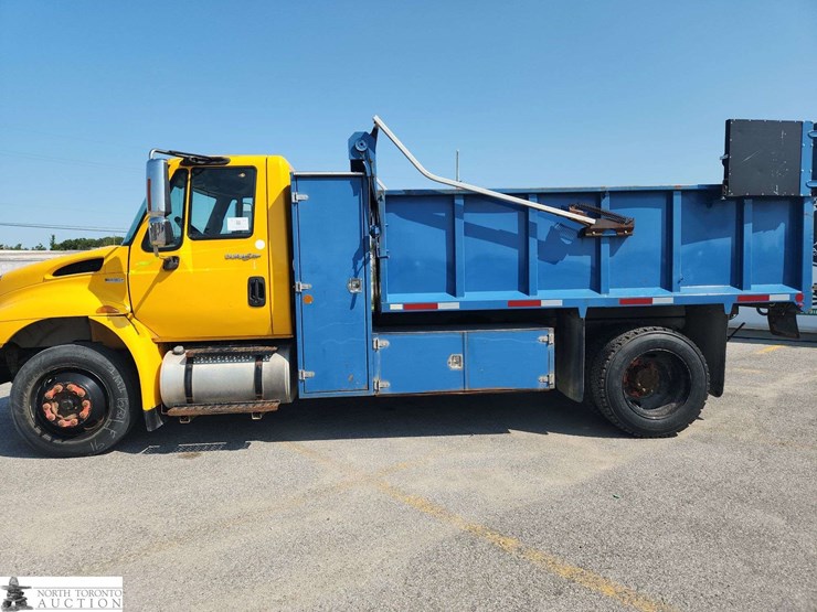 2010-international-durastar-4300-image-8