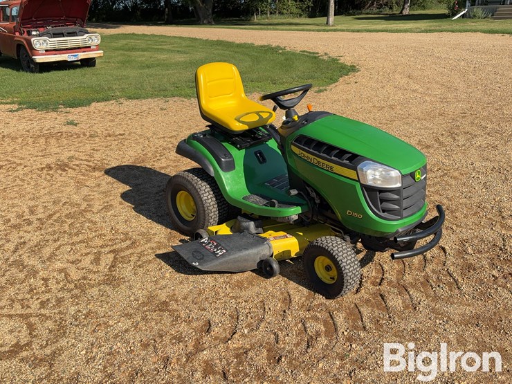 john-deere-d150-image-3