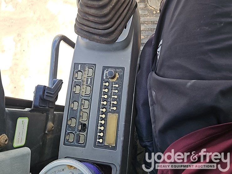 2007-komatsu-pc78us-6n0-image-30