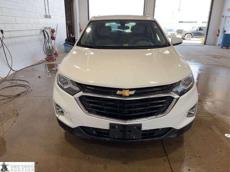 2018-chevrolet-equinox-image-2