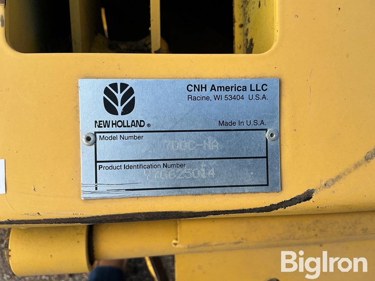 new-holland-750hd-image-9
