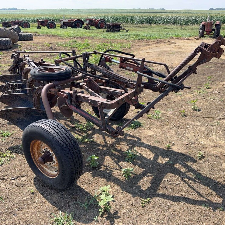 McCormick Deering Four Bottom Pull Tyle Mold Board Plow