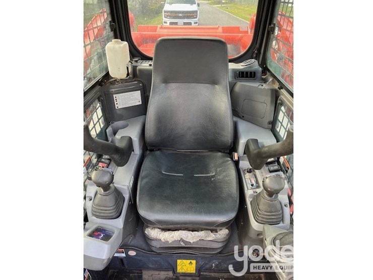 2023-kubota-svl75-2hwc-image-40