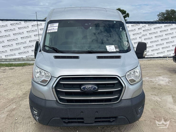 2020-ford-transit-image-32