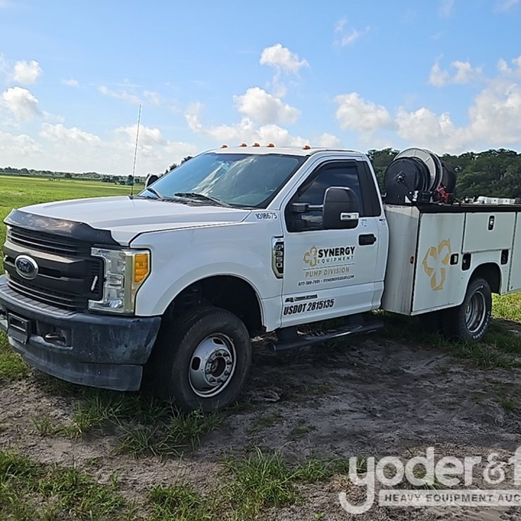2017 FORD F350