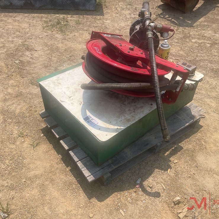 PARTS WASHER W/HOSE AND REEL