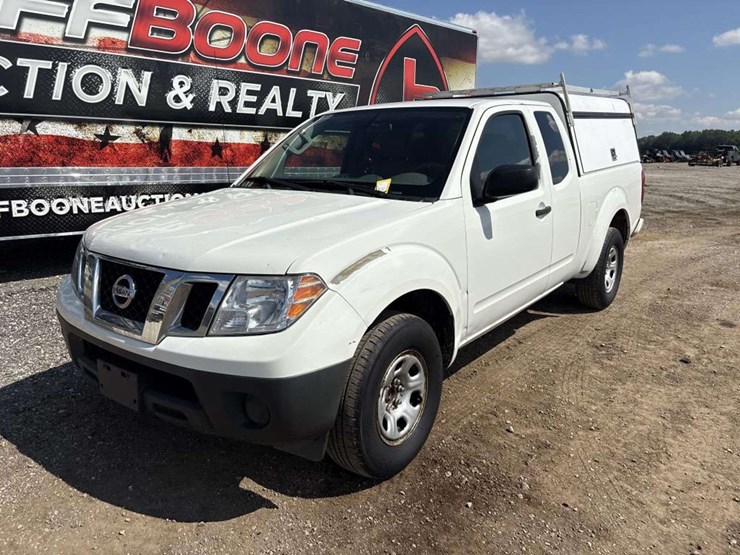 2017-nissan-frontier-image-1