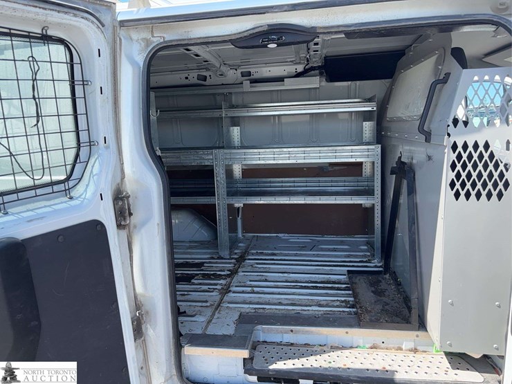 2016-ford-transit-image-15