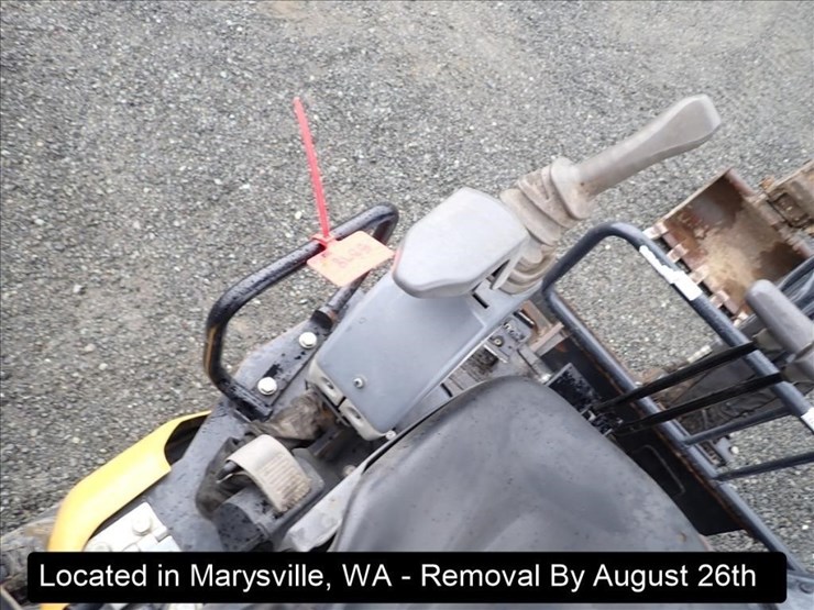 2019-deere-17g-image-8