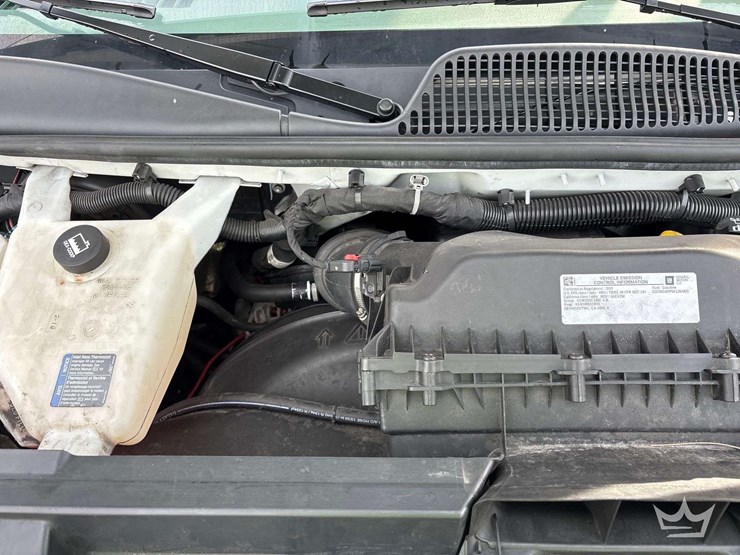 2019-chevrolet-express-2500-image-7